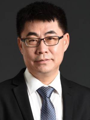 杨国伟